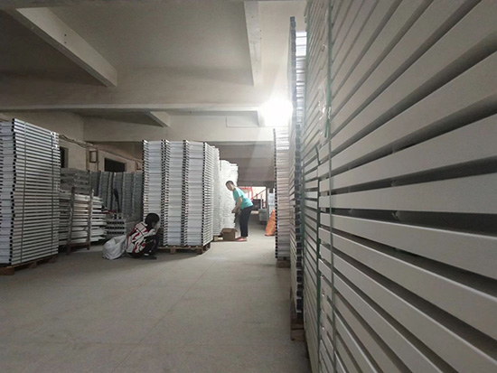 學生公寓床生產廠家教你看廠驗廠